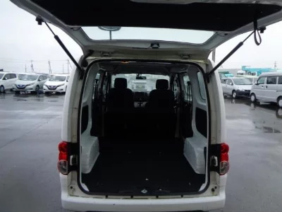 NISSAN NV200 VANETTE VAN