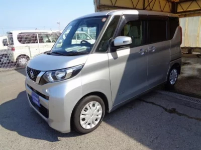 NISSAN ROOX