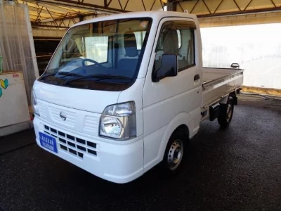 Nissan NT100 Clipper