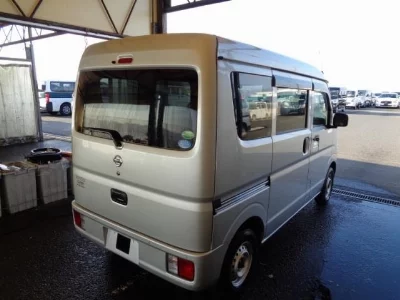 NISSAN NV100 CLIPPER