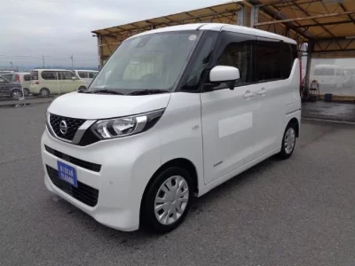 NISSAN ROOX
