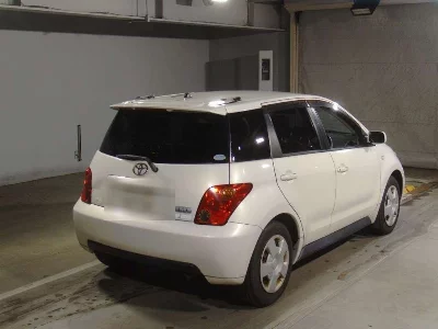 Toyota Ist