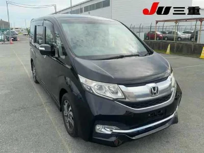 Honda STEPWGN SPADA