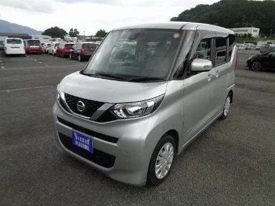 NISSAN ROOX