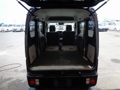 NISSAN NV100 CLIPPER