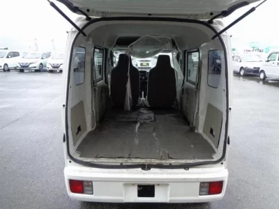 Nissan NV100 CLIPPER