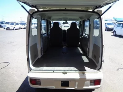 Nissan NV100 CLIPPER