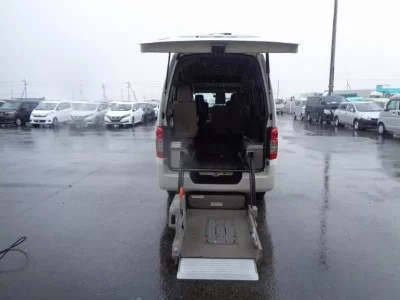 NISSAN NV350 CARAVAN