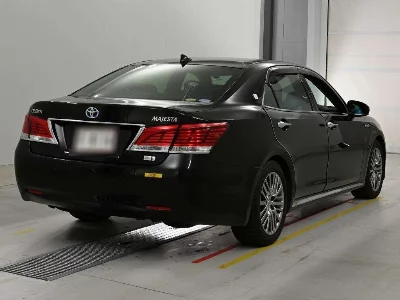Toyota CROWN MAJESTA