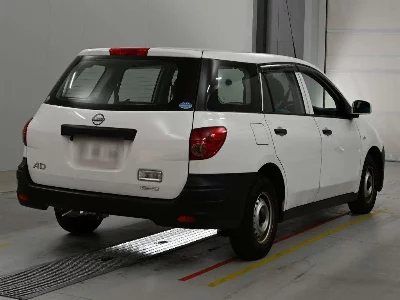 Nissan AD