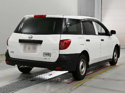 Nissan AD
