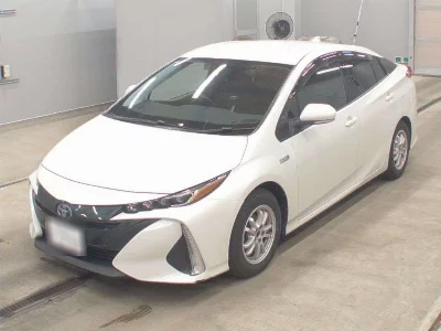 Toyota Prius PHV