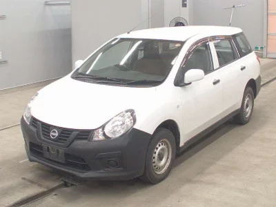 Nissan AD