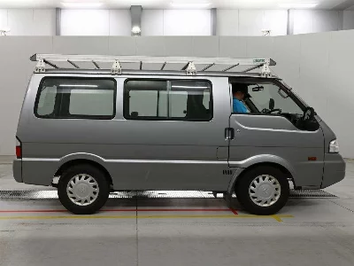 Mazda Bongo Van