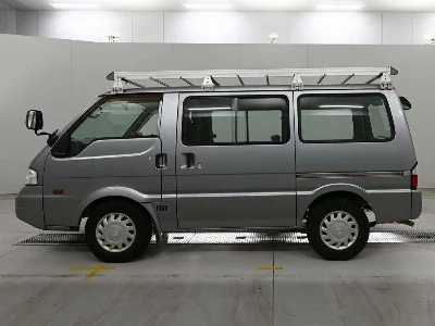Mazda Bongo Van