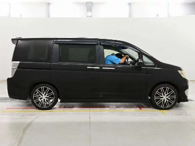 Honda STEPWGN SPADA