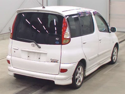 Toyota FUN CARGO