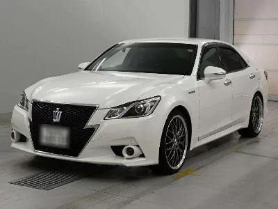 Toyota CROWN HYBRID
