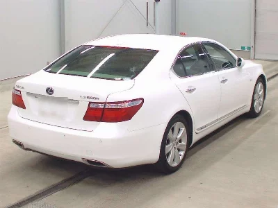 Lexus LS600h