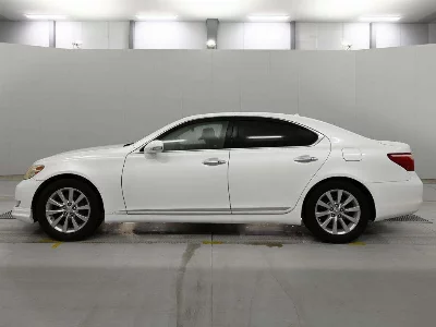 Lexus LS460L