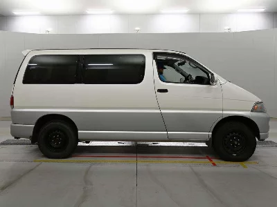 Toyota Hiace Regius