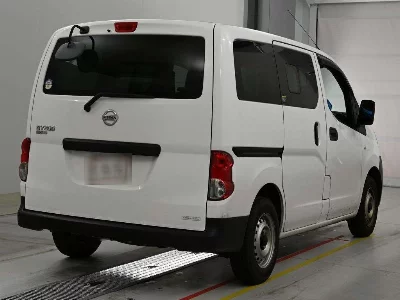 Nissan NV200 VANETTE VAN