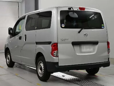 Nissan NV200 VANETTE VAN