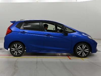 Honda FIT HYBRID
