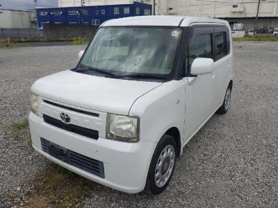 Toyota Pixis Space