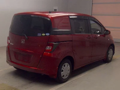 Honda Freed Spike