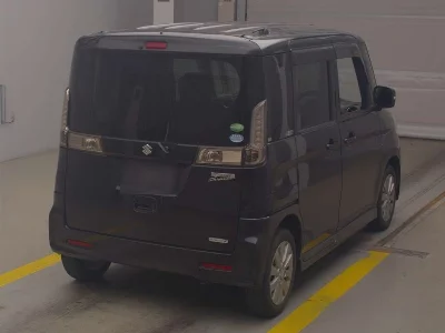 Suzuki Spacia Custom