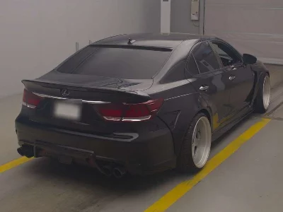 Lexus LS460L