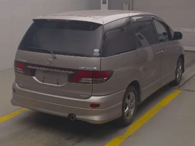Toyota ESTIMA L