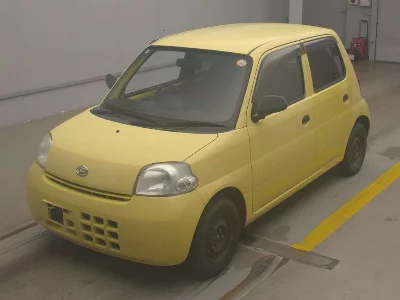 Daihatsu Esse
