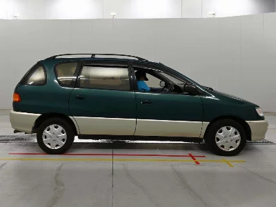 Toyota Ipsum