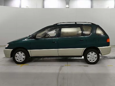 Toyota Ipsum