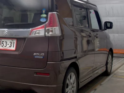 Suzuki Solio