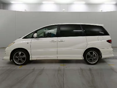 Toyota ESTIMA L
