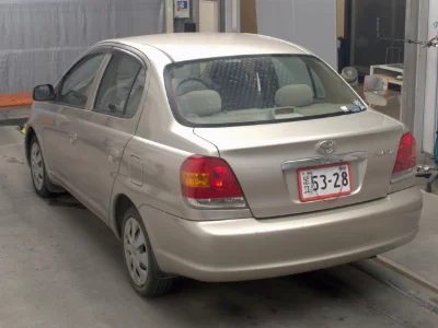 Toyota Platz