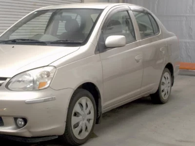Toyota Platz