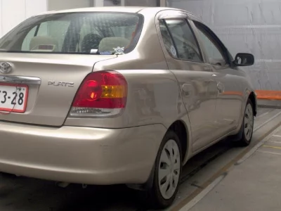 Toyota Platz