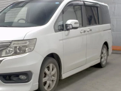 Honda STEPWGN SPADA