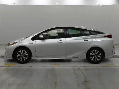 Toyota Prius PHV