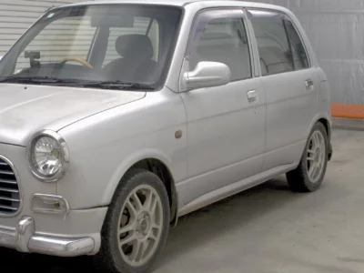 Daihatsu Mira Gino