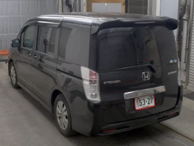 Honda STEPWGN SPADA