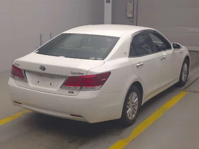 Toyota CROWN HYBRID