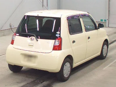 Daihatsu Esse