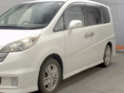 Honda STEPWGN SPADA