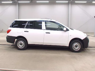 Nissan AD
