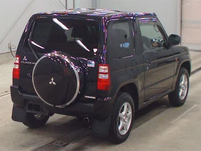 Mitsubishi Pajero Mini